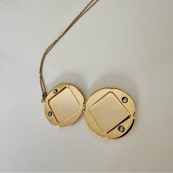 House of Harlow 1960 Gold Locket - Picture 3 of 4